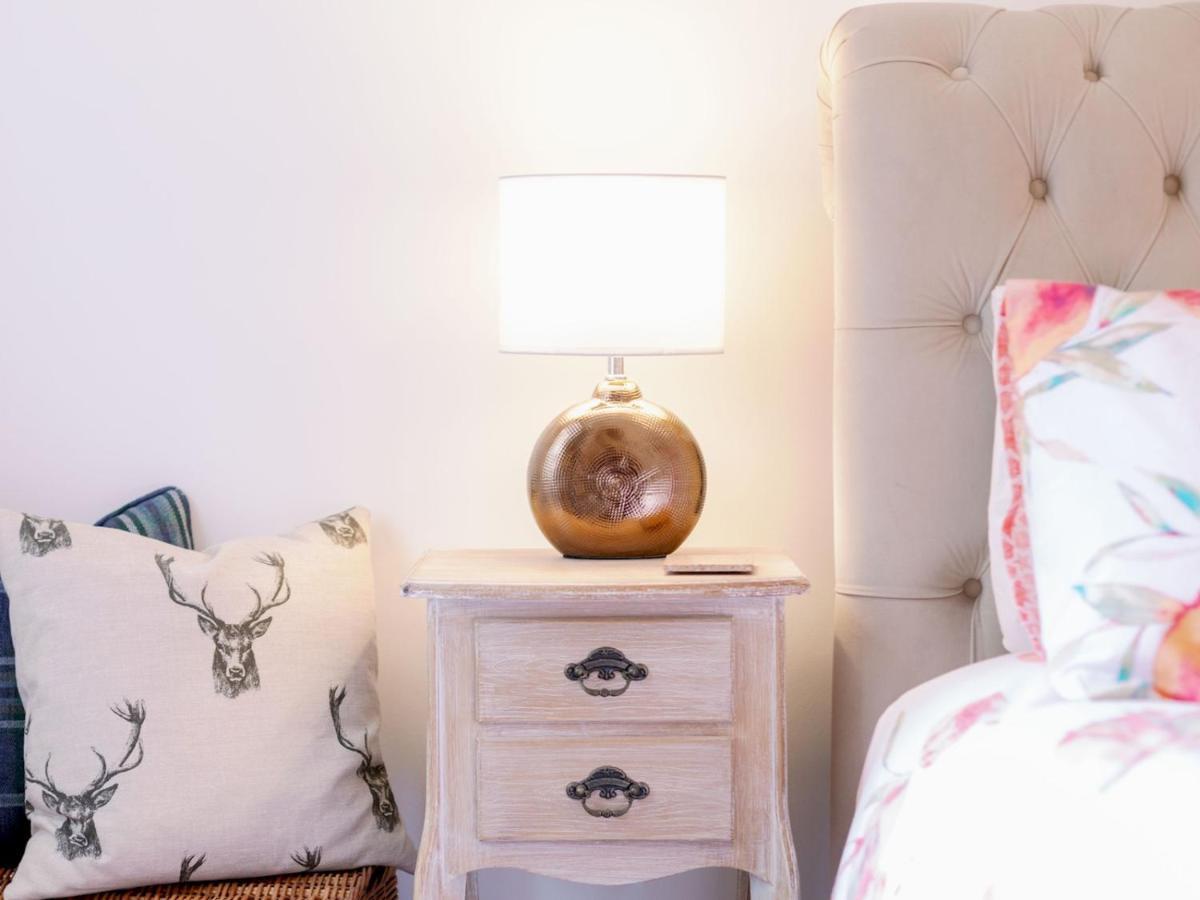 Pass The Keys Recently Renovated 1Br Flat With Private Garden In South London Apartment Bagian luar foto