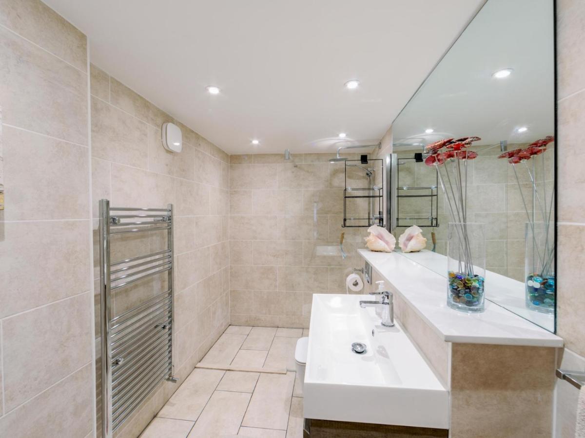 Pass The Keys Recently Renovated 1Br Flat With Private Garden In South London Apartment Bagian luar foto