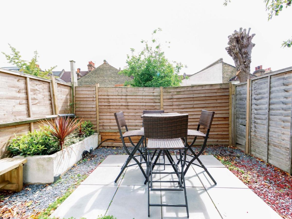 Pass The Keys Recently Renovated 1Br Flat With Private Garden In South London Apartment Bagian luar foto